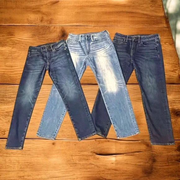 LOT of three (3) men’s American Eagle jeans. - Picture 1 of 10